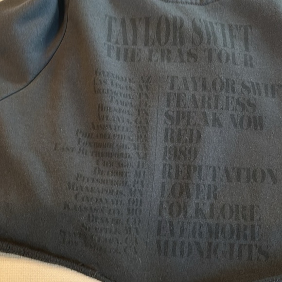 Taylor Swift Eras Tour Hoodie Official Merch Cropped Size Large - Picture 10 of 10